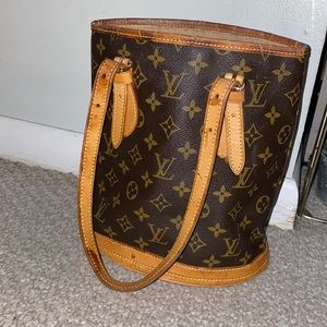 Vintage Louis Vuitton Petite Bucket Purse